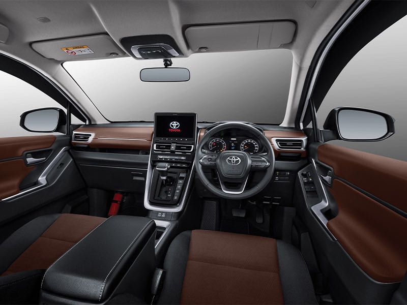 Toyota Innova Hycross Interior