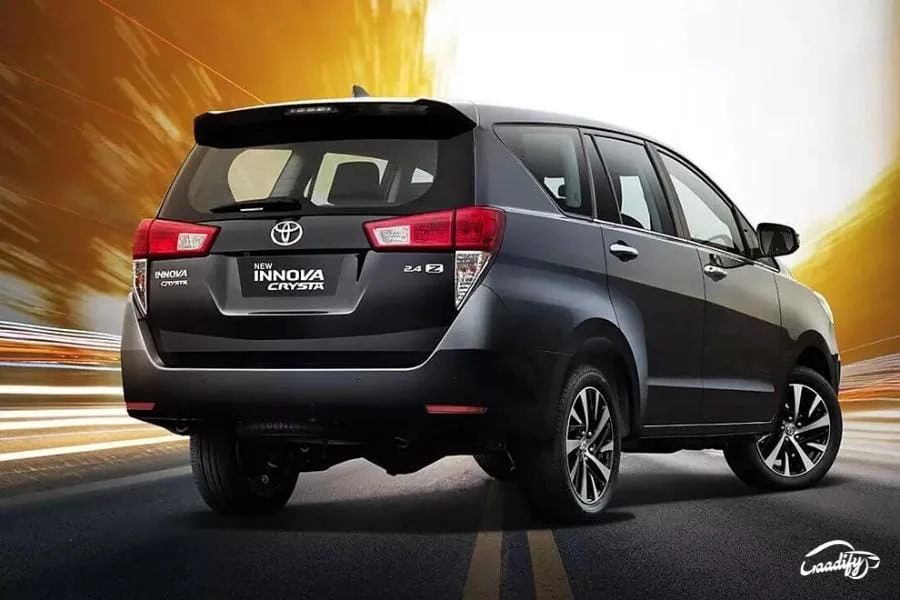 Toyota Innova Crysta Side View